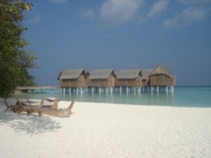 Constance Moofushi Resort