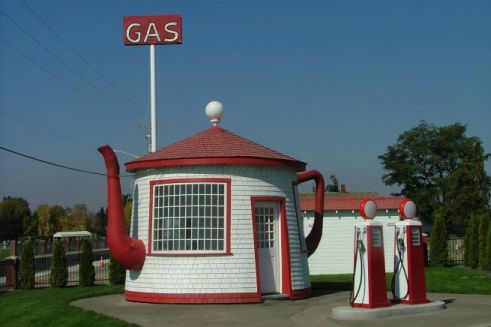 teapot gas station
